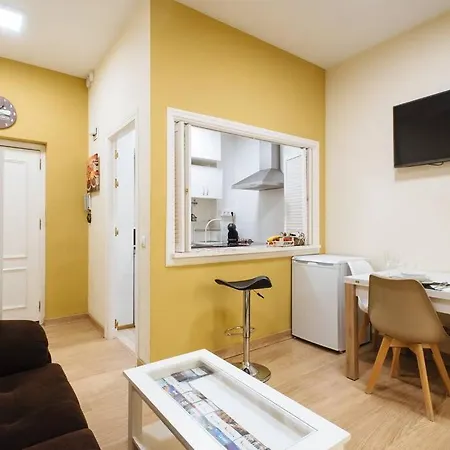 Cozy And Well Located Apartment In The Center Of Seville Exterior photo