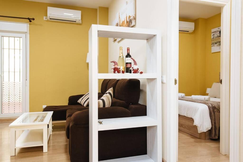 Cozy And Well Located In The Center Of